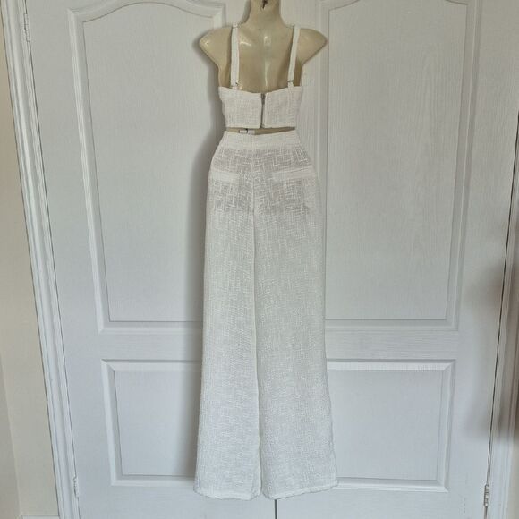 Showpo White Textured Two-Piece Set - Picture 6 of 16